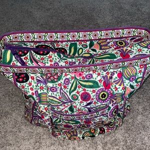 Large Vera Bradley travel bag